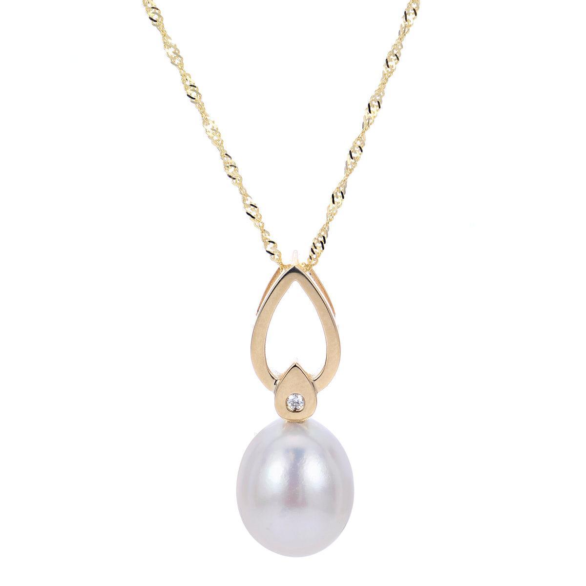 14K Yellow Gold Freshwater Pearl and Diamond Pendant Necklace